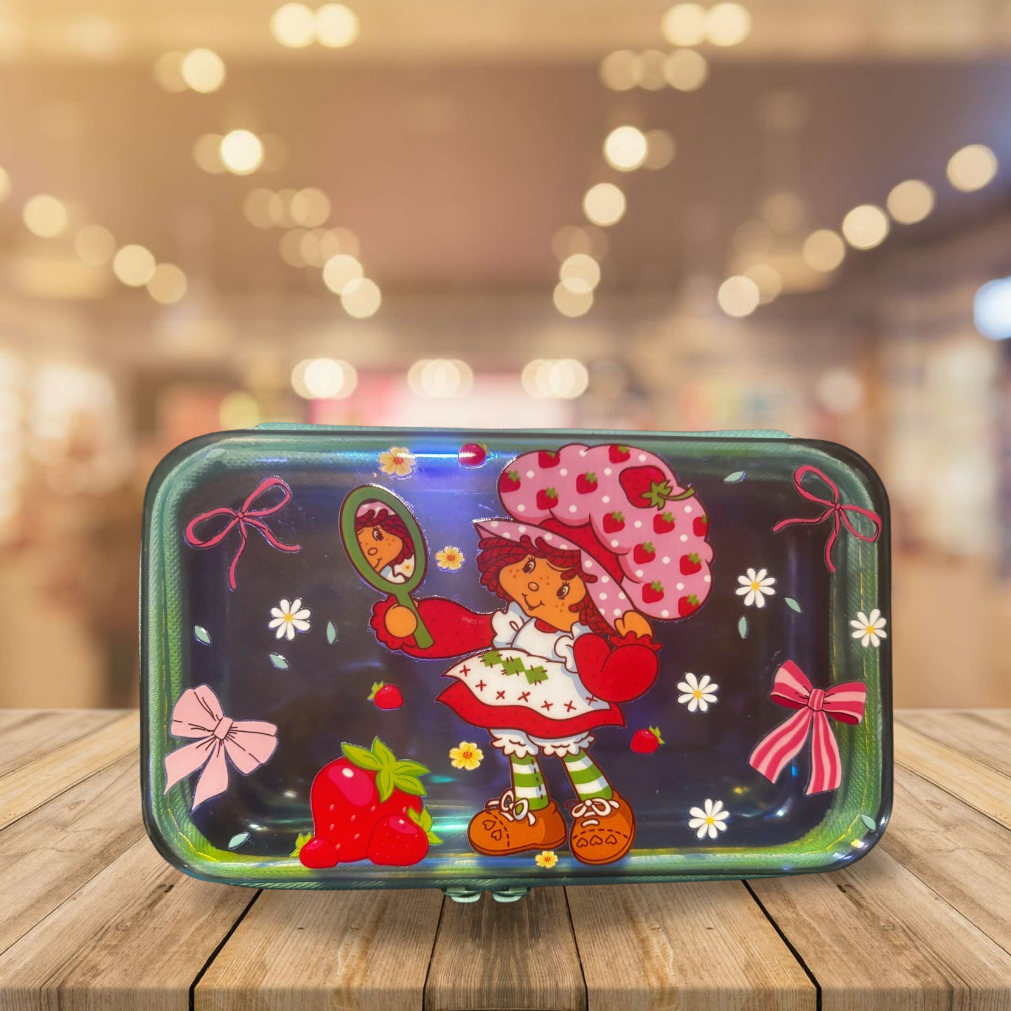 Berry Sweet Essentials – Strawberry Shortcake Iridescent Hard Pencil Case