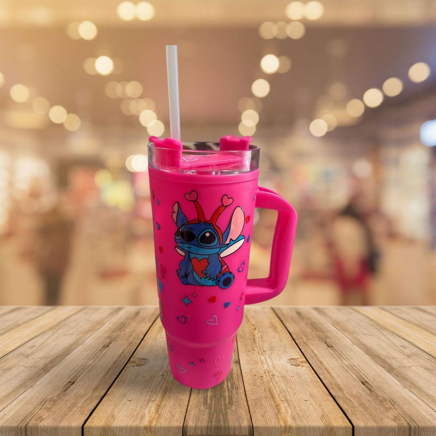 Versatile 20 oz Plastic Tumbler with Handle and Twist Lid - Available in Multiple Colors and Designs
